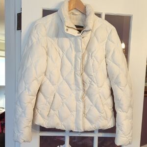Eddie Bauer Women's White Puffer Jacket Size Medium